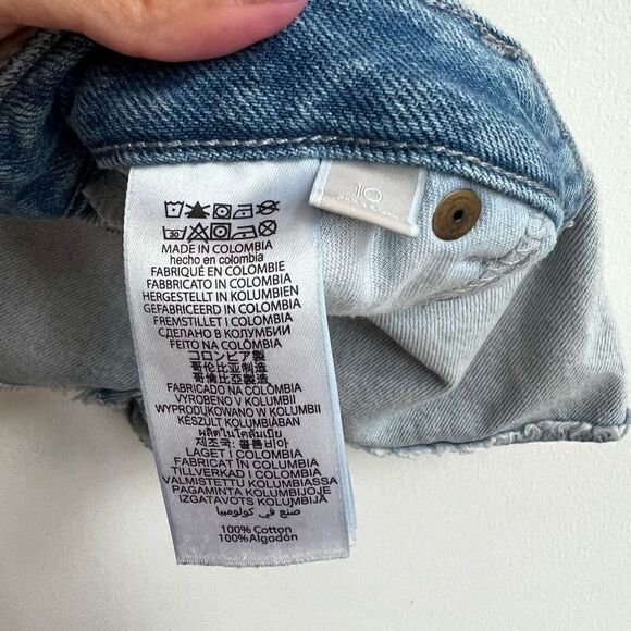 Michael Kors Women's High Rise Fringe Hem Light Distress Blue Denim Shorts Sz10 - Picture 3 of 5